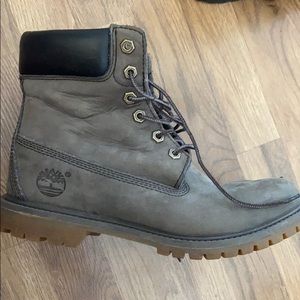 Beautiful grey timberlands
